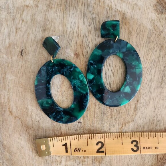 Bundle and Save- New Jade Green Acrylic Statement Earrings Minimalist Jewelry - Picture 2 of 5